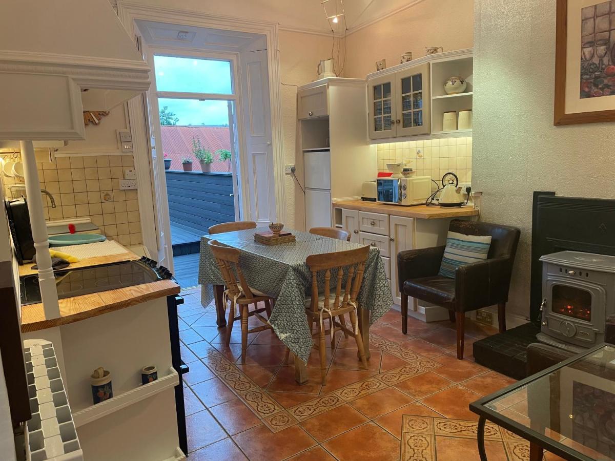 Parisian Style Townhouse Villa Carrick-on-Shannon Bagian luar foto